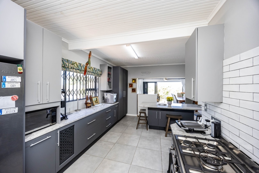 7 Bedroom Property for Sale in Cintsa East Eastern Cape